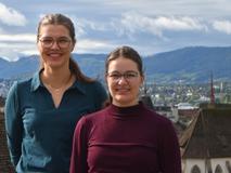 SoftSocket_Co-Founder_Cara_Ammann_Co-Founder_Lisa-Marie_Frhauf_VK1.jpg